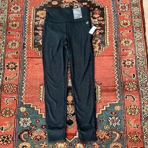 Gap fit brushed tech jersey leggings xs